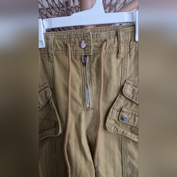 NWOT Women's Mustard Yellow Green 100% Cotton Cargo Pants_Medium - Picture 5 of 7